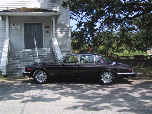 1992 V12 Vanden Plas,